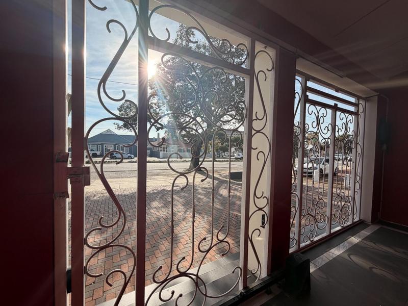 To Let Commercial Property for Rent in Mill Park Eastern Cape
